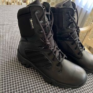 Nate’s Gor-Tex black boots size 7.5